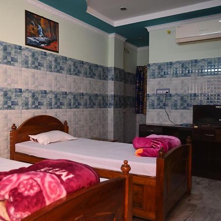 Hotel Rajmahal Bānkura Extérieur photo